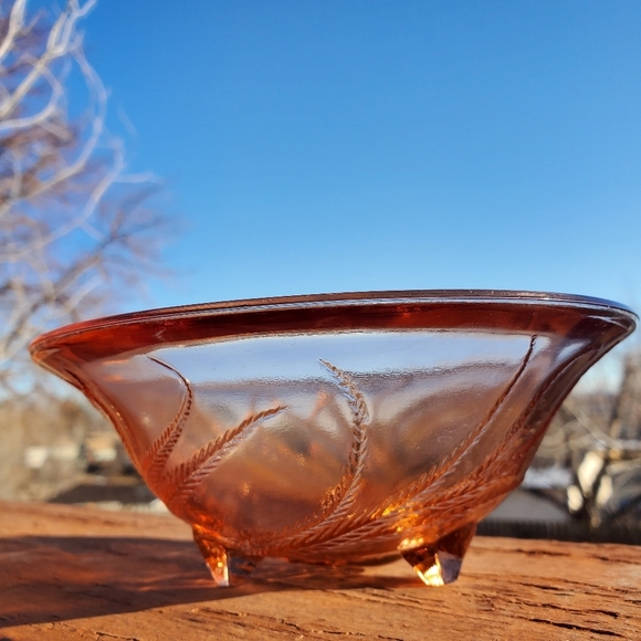 Tiara Depression Glass Bowl - Picture 8 of 8
